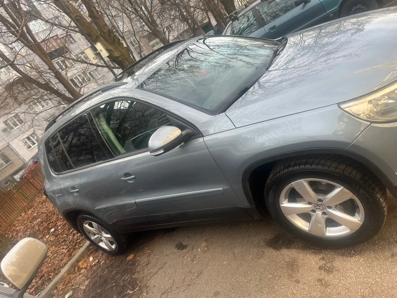 VW Tiguan, снимка 4 - Автомобили и джипове - 48952133