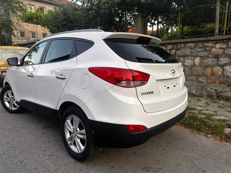 Hyundai IX35, снимка 3 - Автомобили и джипове - 52416649