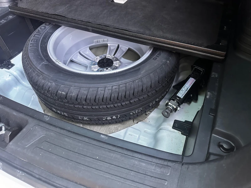 Hyundai IX35, снимка 12 - Автомобили и джипове - 52416649