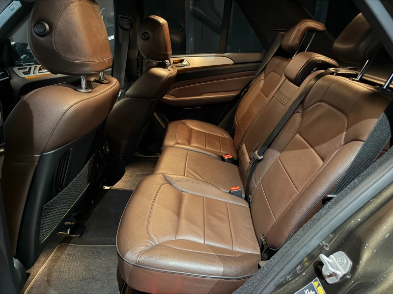 Mercedes-Benz ML 350 d 4M, снимка 8 - Автомобили и джипове - 52563980