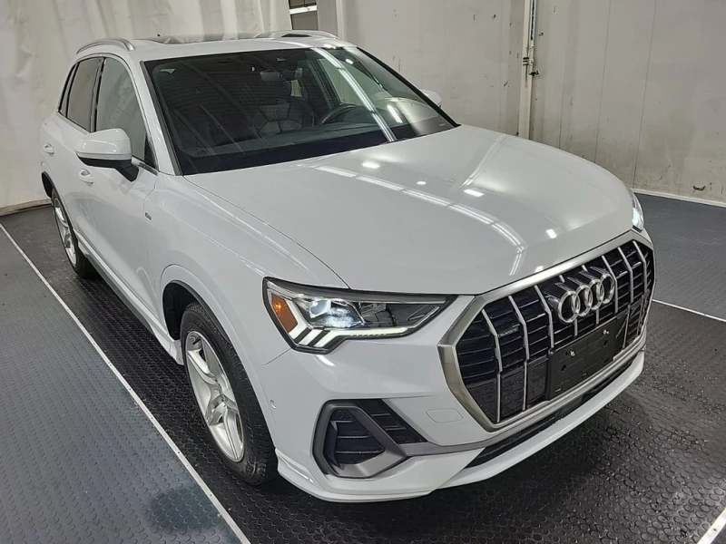 Audi Q3 TECHNIK  CARFAX, снимка 2 - Автомобили и джипове - 53042746