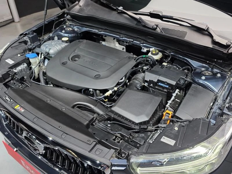 Volvo XC40 2.0 Automatic, снимка 6 - Автомобили и джипове - 55813421
