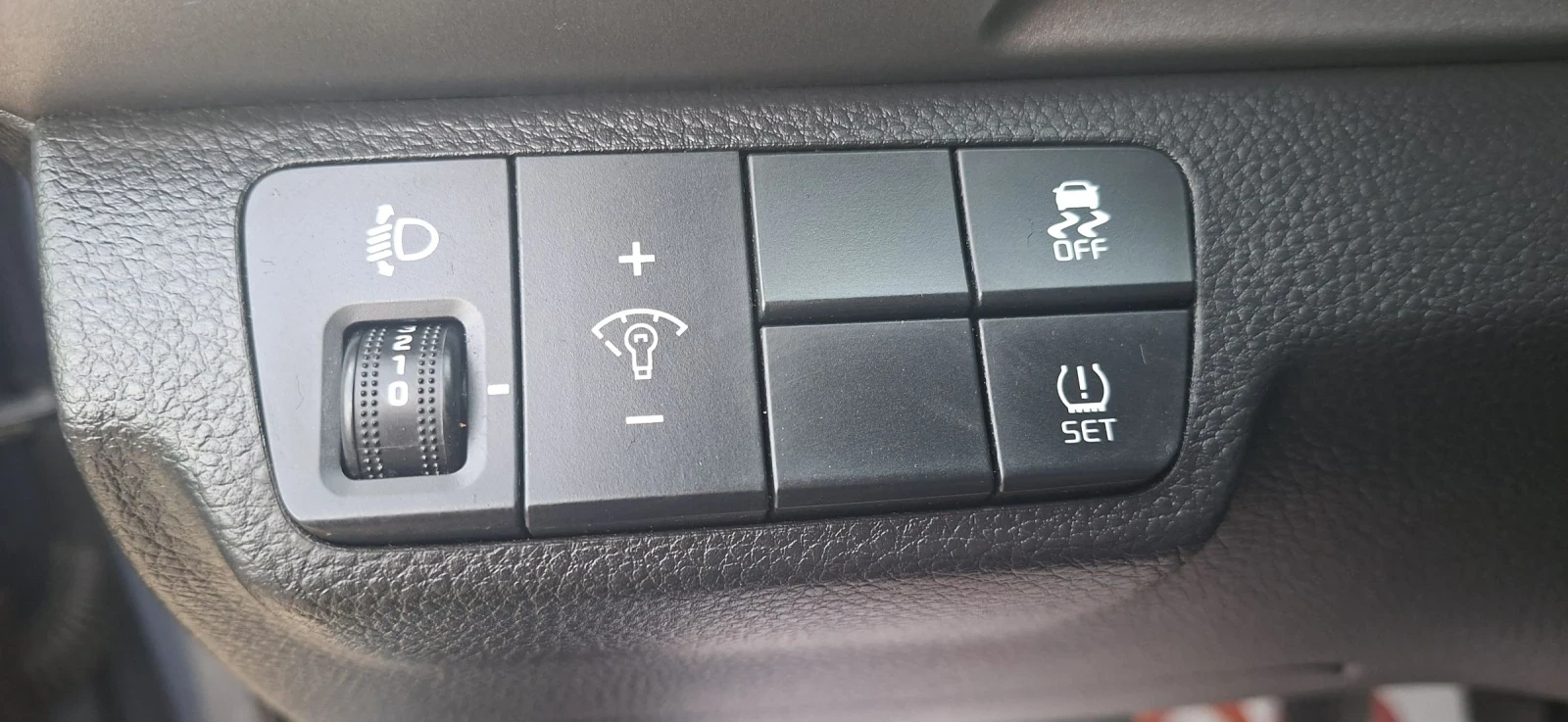 Kia Stonic 1.4 / | Mobile.bg   15