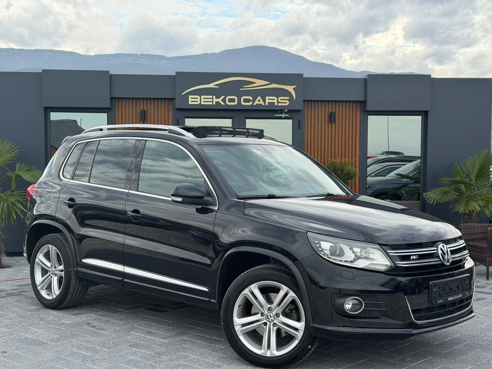 VW Tiguan R-line/Нов внос от Белгия на реални 175000км! - изображение 3