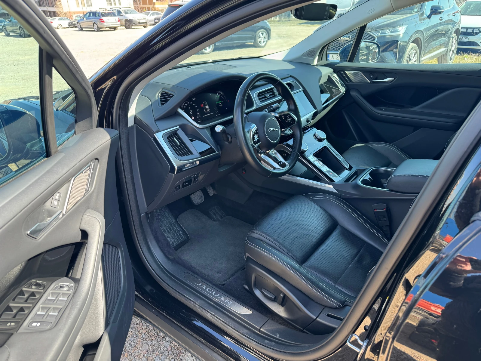 Jaguar I-Pace EV400 HSE * 4x4 * ЛИЗИНГ * , снимка 6 - Автомобили и джипове - 53839499