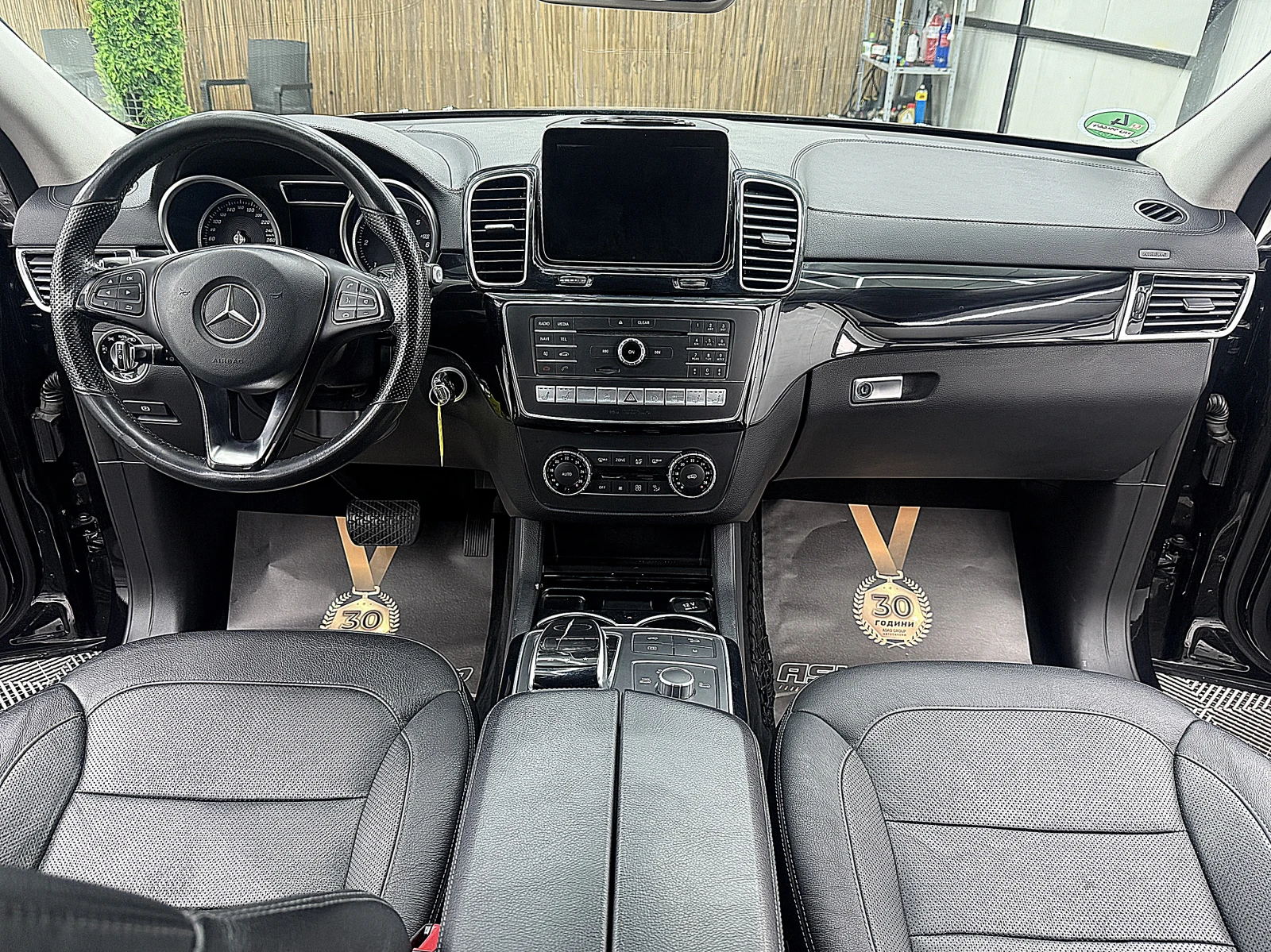 Mercedes-Benz GLE 350 Kupe/9gt/4-Matik/AMG-line/ГЕРМАНИЯ СОБСТВЕН ЛИЗИНГ, снимка 14 - Автомобили и джипове - 54038144