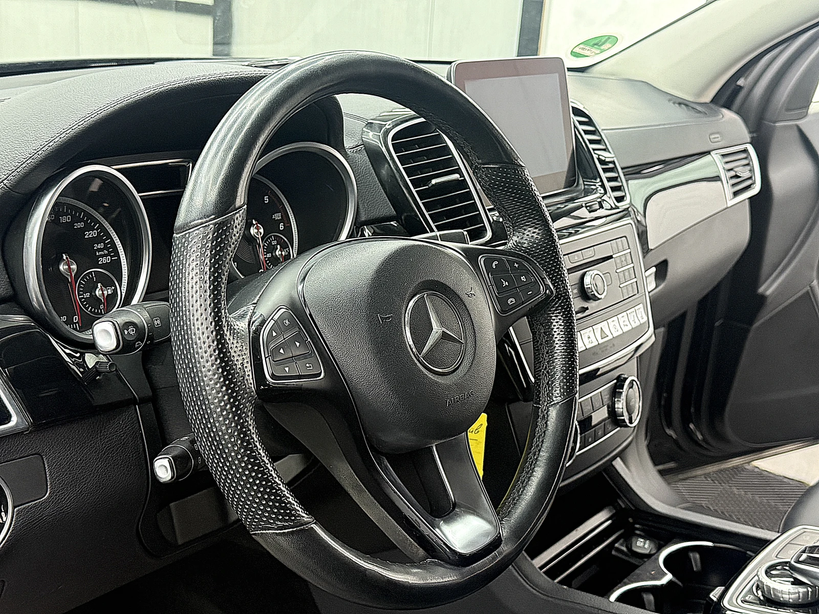 Mercedes-Benz GLE 350 Kupe/9gt/4-Matik/AMG-line/ГЕРМАНИЯ СОБСТВЕН ЛИЗИНГ, снимка 15 - Автомобили и джипове - 54038144