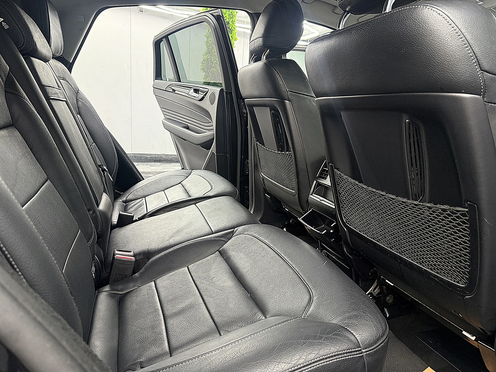 Mercedes-Benz GLE 350 Kupe/9gt/4-Matik/AMG-line/ГЕРМАНИЯ СОБСТВЕН ЛИЗИНГ, снимка 10 - Автомобили и джипове - 54038144