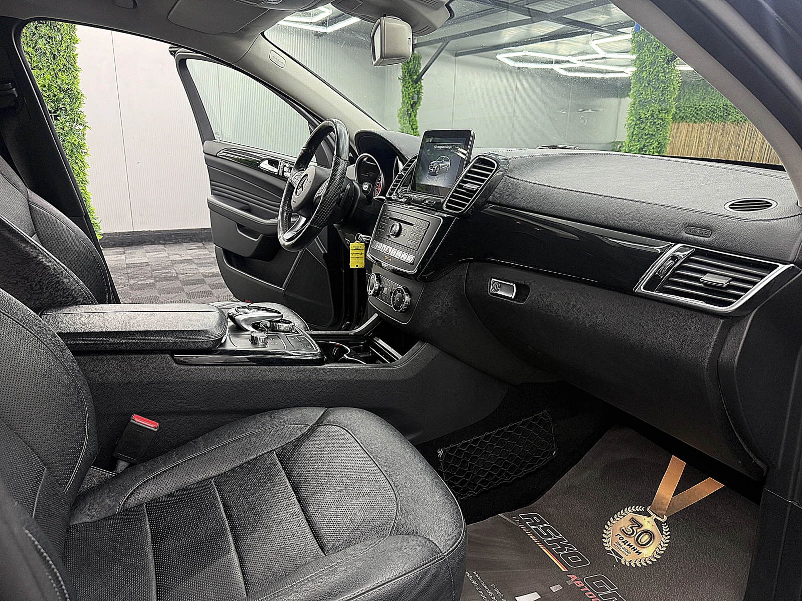 Mercedes-Benz GLE 350 Kupe/9gt/4-Matik/AMG-line/ГЕРМАНИЯ СОБСТВЕН ЛИЗИНГ, снимка 11 - Автомобили и джипове - 54038144