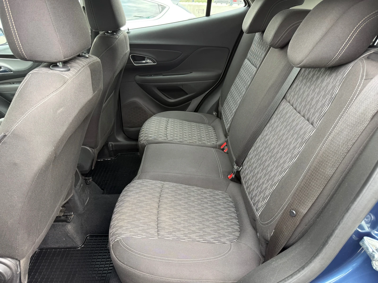 Opel Mokka 1.4i* 140h.p* 175000* EURO6* СЕРВ.КНИЖКА, снимка 11 - Автомобили и джипове - 54055879