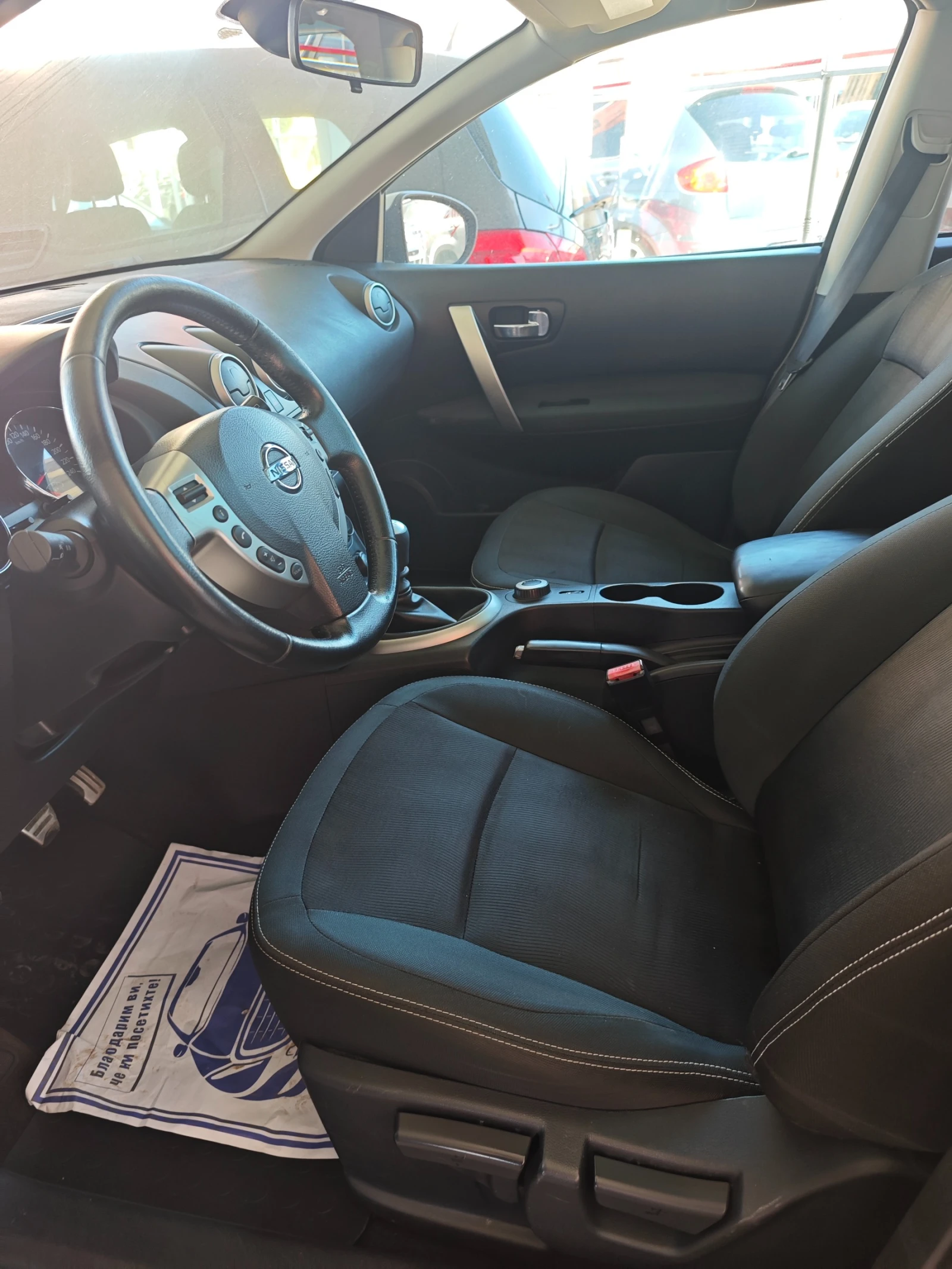 Nissan Qashqai 2.0ТДИ НОВ ВНОС, снимка 4 - Автомобили и джипове - 54179247