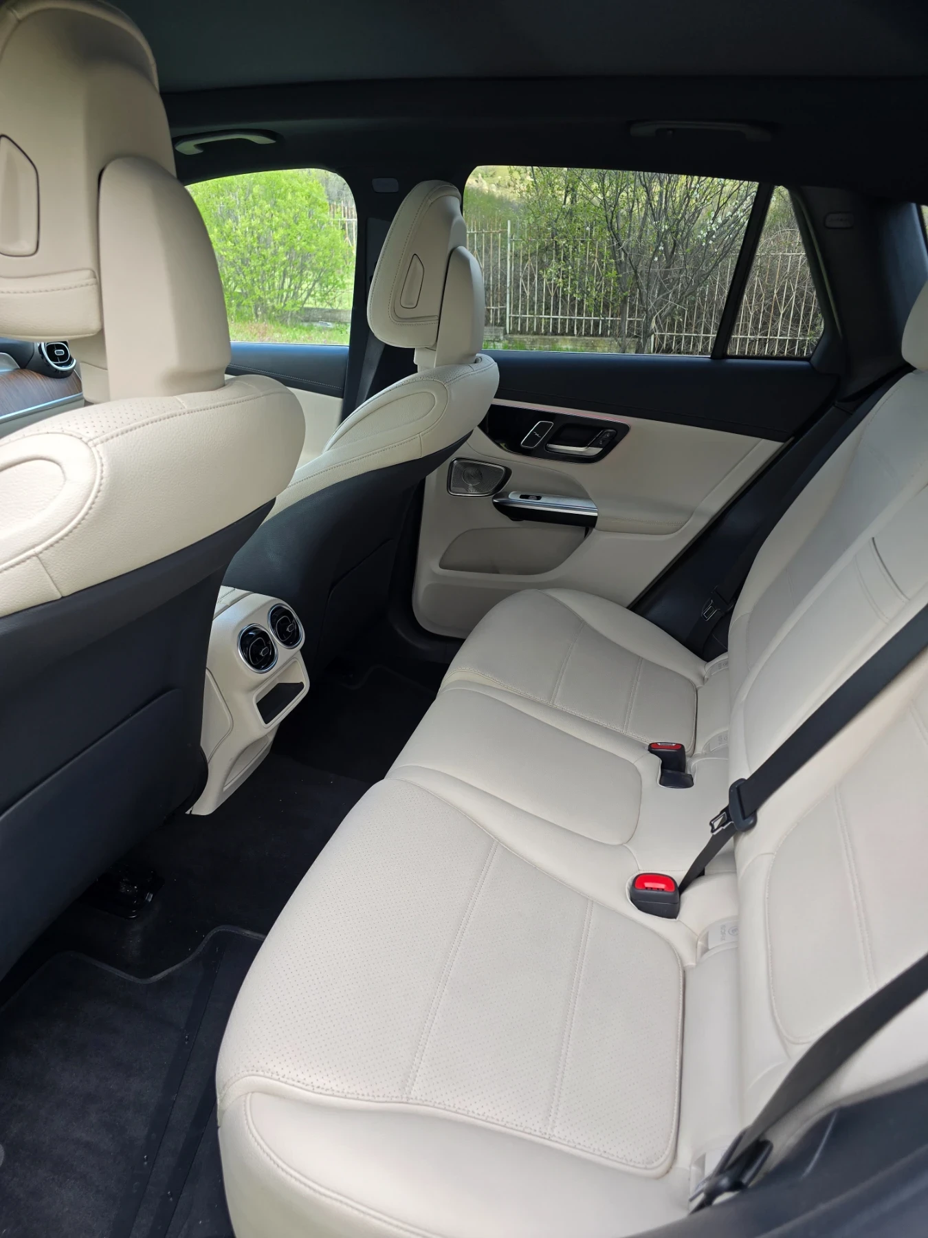 Mercedes-Benz GLC 300, снимка 10 - Автомобили и джипове - 54393482