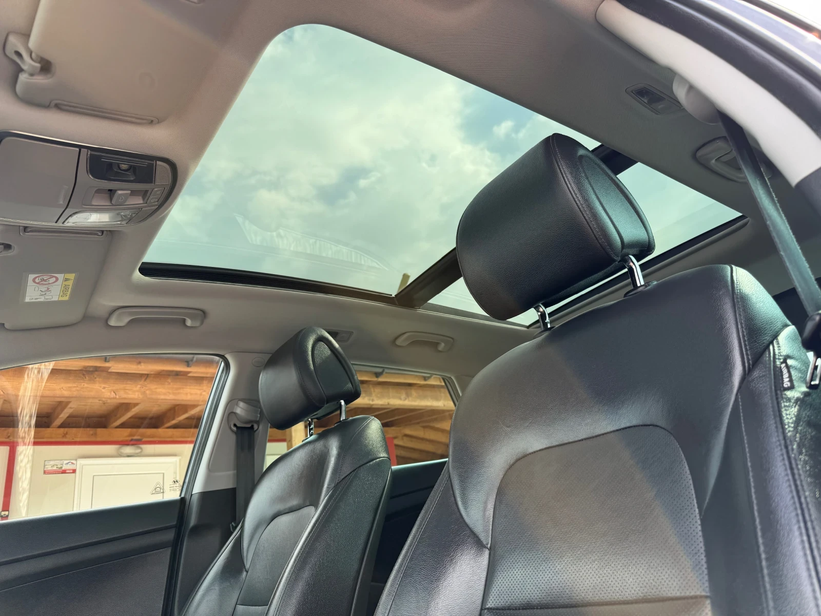 Hyundai Tucson 1.7CRDI* НАВИ* КОЖА* ПАНОРАМА, снимка 13 - Автомобили и джипове - 54777106