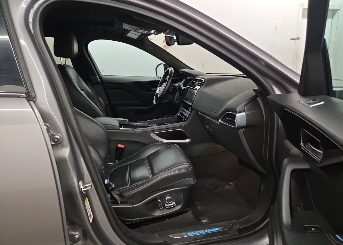 Jaguar F-PACE AWD* PRESTIGE* ������* �������* Virtual* �������� | Mobile.bg � ����������� 14