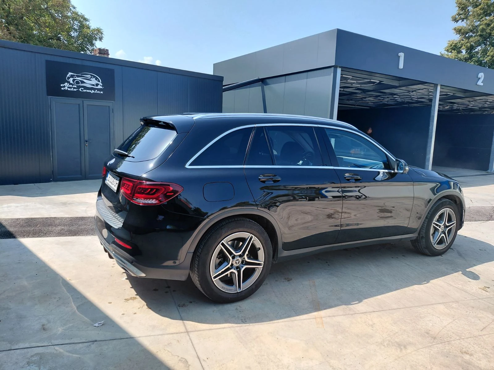 Mercedes-Benz GLC 220 4Matic AMG Line, снимка 3 - Автомобили и джипове - 55900023