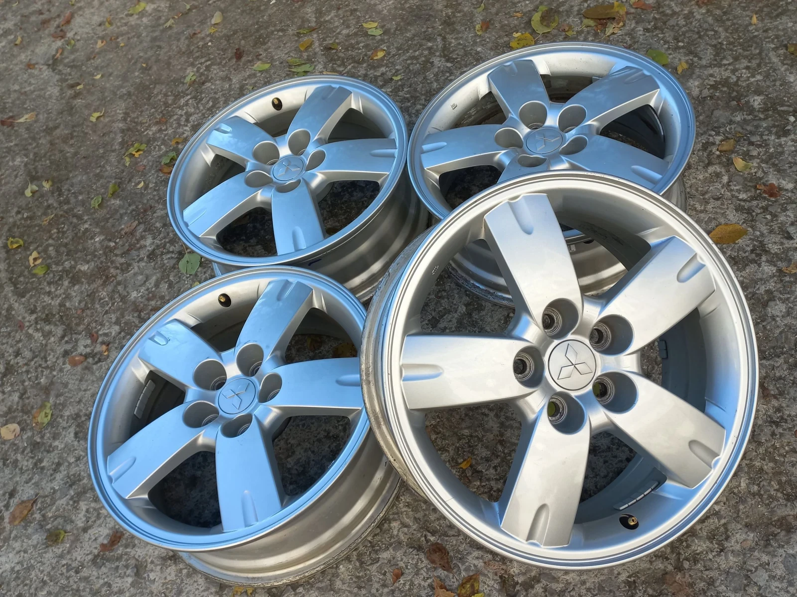   Mitsubishi | Mobile.bg   5