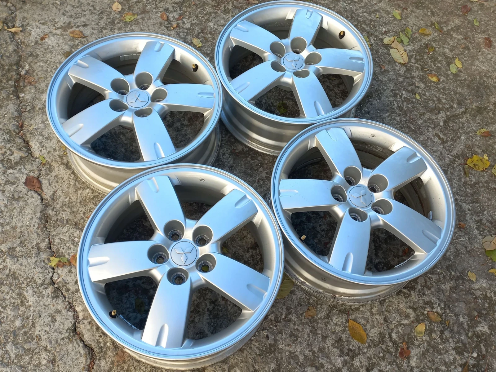   Mitsubishi | Mobile.bg   11