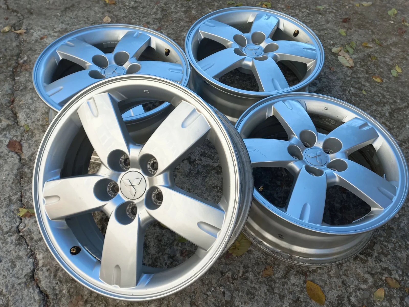   Mitsubishi | Mobile.bg   6