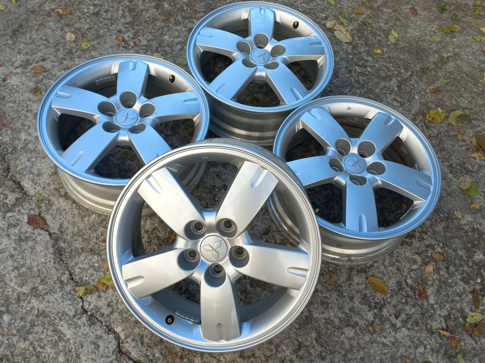   Mitsubishi | Mobile.bg   4