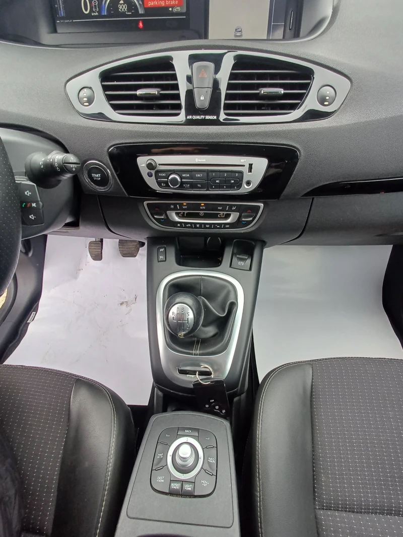 Renault Grand scenic 1.6 dci Bose Edition, снимка 11 - Автомобили и джипове - 48741469