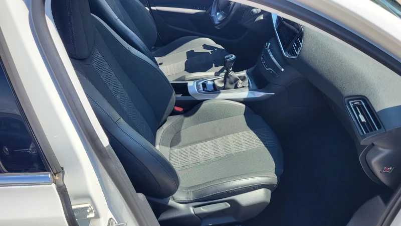 Peugeot 308 1.5HDI-130 NAVI* KTEO* EURO6D* KEYLESS* WHITE PEAR, снимка 9 - Автомобили и джипове - 51040666