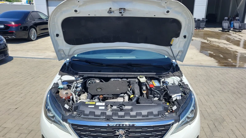 Peugeot 308 1.5HDI-130 NAVI* KTEO* EURO6D* KEYLESS* WHITE PEAR, снимка 12 - Автомобили и джипове - 51040666