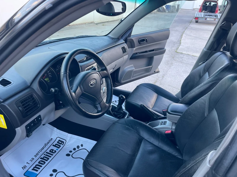 Subaru Forester 2.0i 158к.с ГАЗ, снимка 11 - Автомобили и джипове - 52640538
