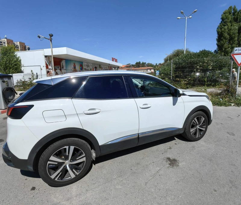 Peugeot 3008 Allure, снимка 5 - Автомобили и джипове - 52486568