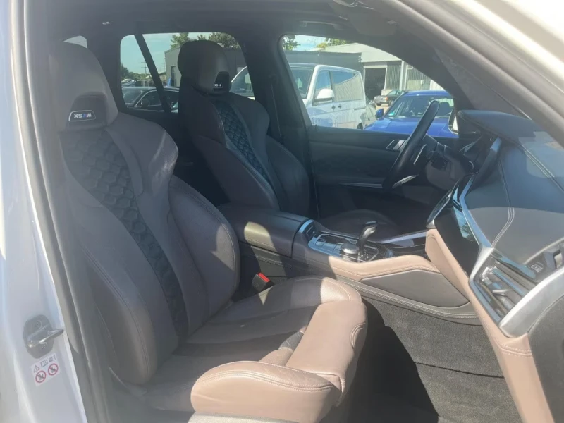 BMW X5M COMP./625HP/SHADOW-L./LASER/H&K/MEMO/360/HUD/704f, снимка 12 - Автомобили и джипове - 51606535