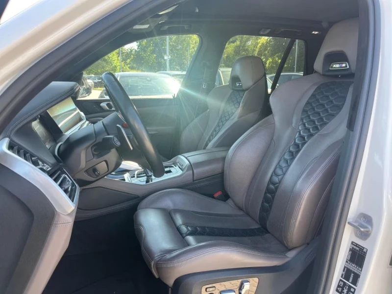 BMW X5M COMP./625HP/SHADOW-L./LASER/H&K/MEMO/360/HUD/704f, снимка 7 - Автомобили и джипове - 51606535