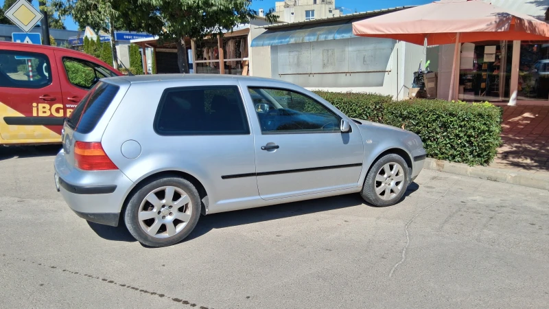 VW Golf IV, снимка 3 - Автомобили и джипове - 52406198