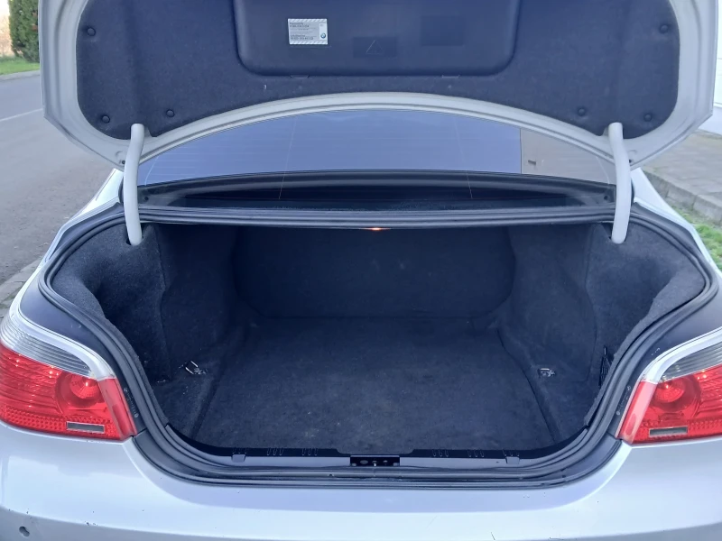 BMW 525 3.0, снимка 13 - Автомобили и джипове - 52793055