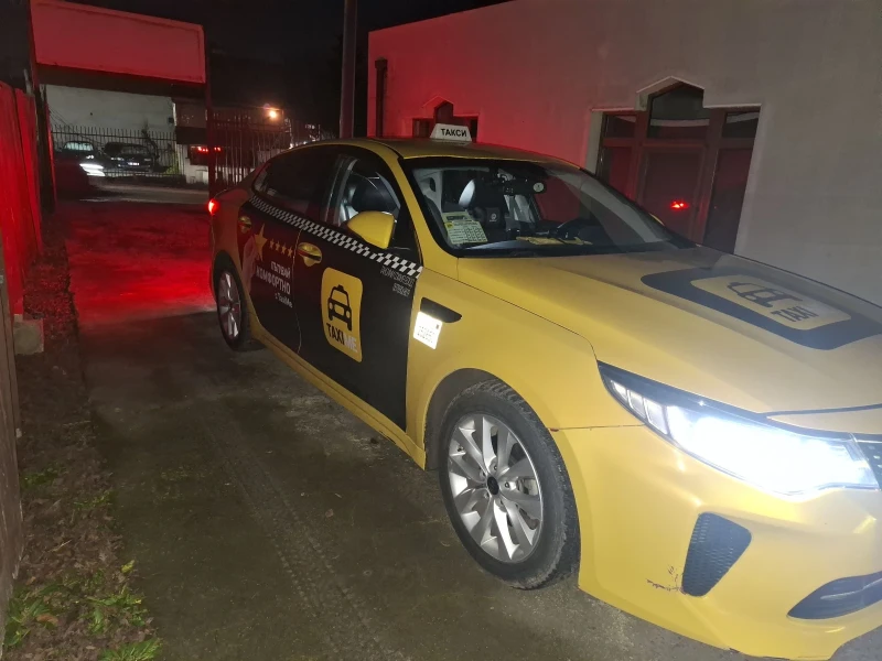 Kia K5 Optima, снимка 12 - Автомобили и джипове - 52999340