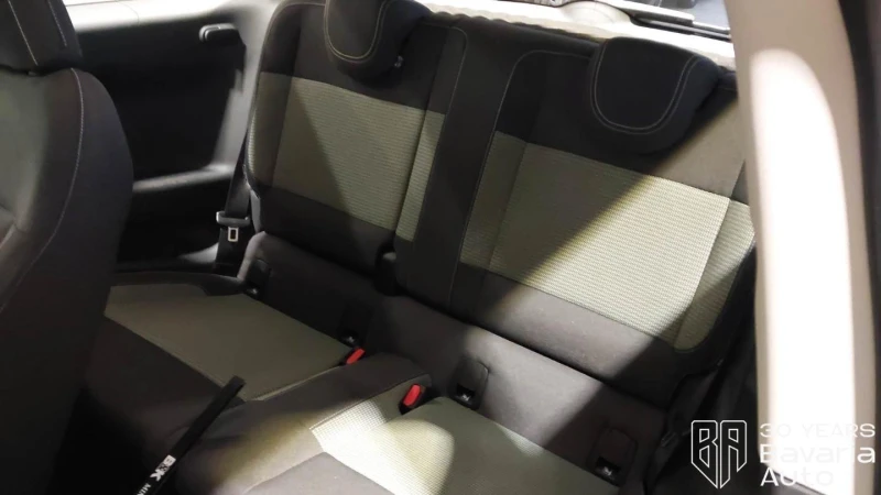 Mini Cooper E Automatic Essential Trim, снимка 8 - Автомобили и джипове - 53093844