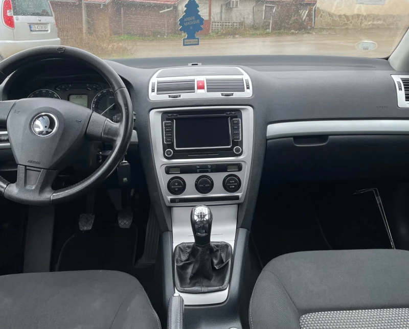 Skoda Octavia 1.9, снимка 9 - Автомобили и джипове - 53121666
