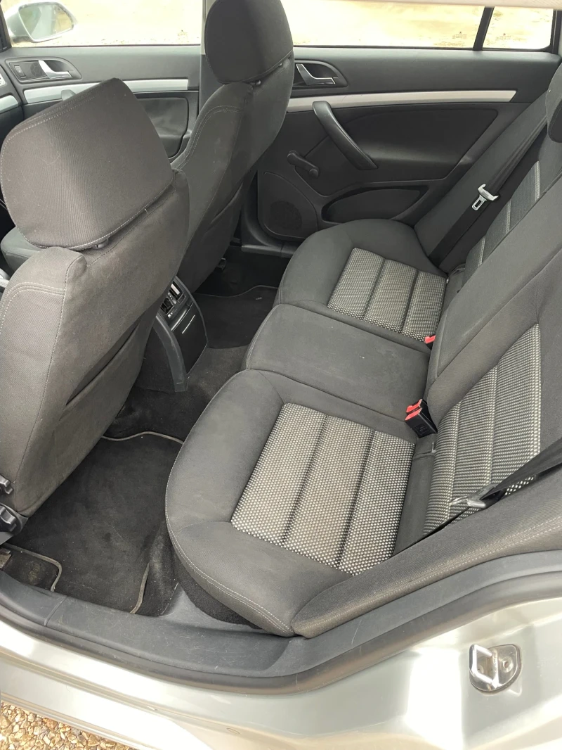 Skoda Octavia 1.9, снимка 10 - Автомобили и джипове - 53121666