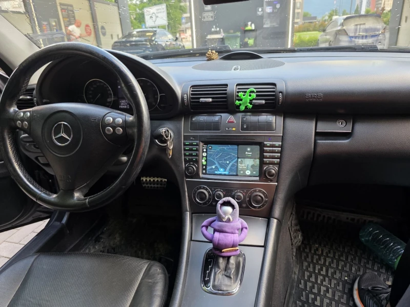 Mercedes-Benz C 230, снимка 3 - Автомобили и джипове - 53261087