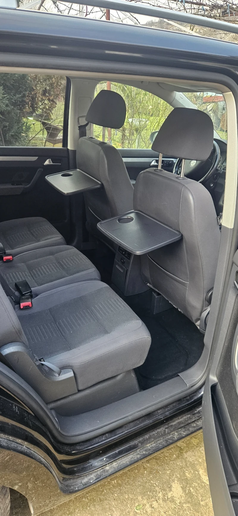 VW Touran, снимка 7 - Автомобили и джипове - 53437692