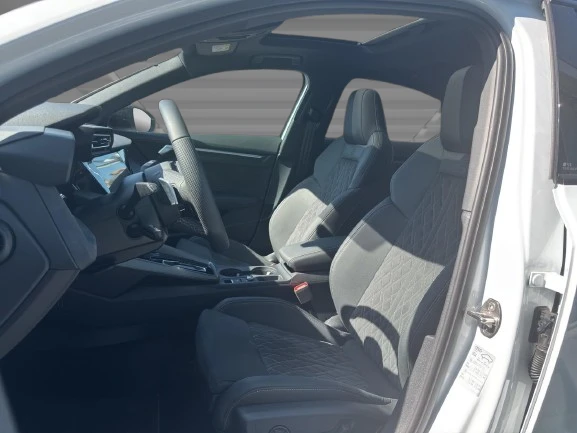 Audi S3 = Black Optics Plus = Panorama Гаранция, снимка 7 - Автомобили и джипове - 52678802