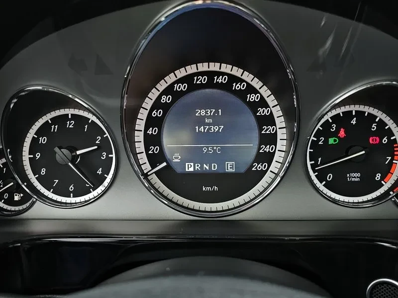 Mercedes-Benz E 200 CGI AVANTGARDE | Mobile.bg � ����������� 8
