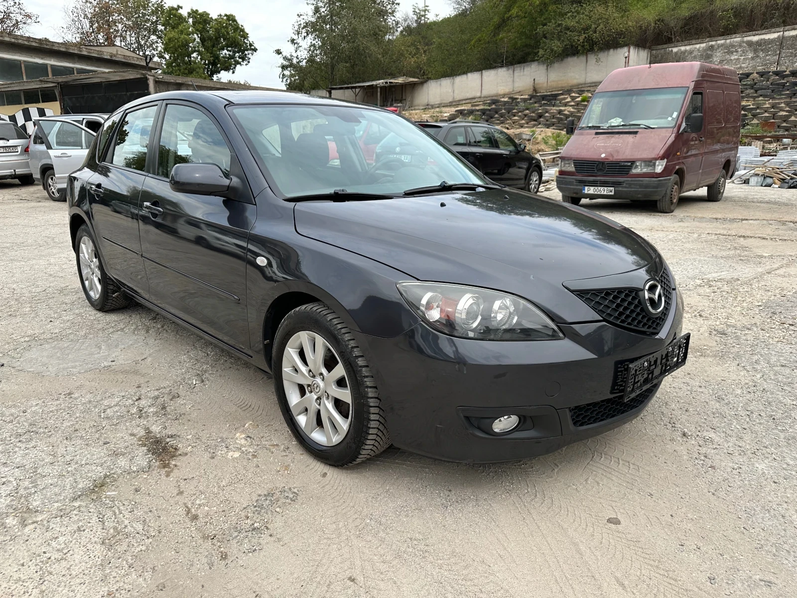 Mazda 3 1.6D 109 коня / Климатроник - изображение 3