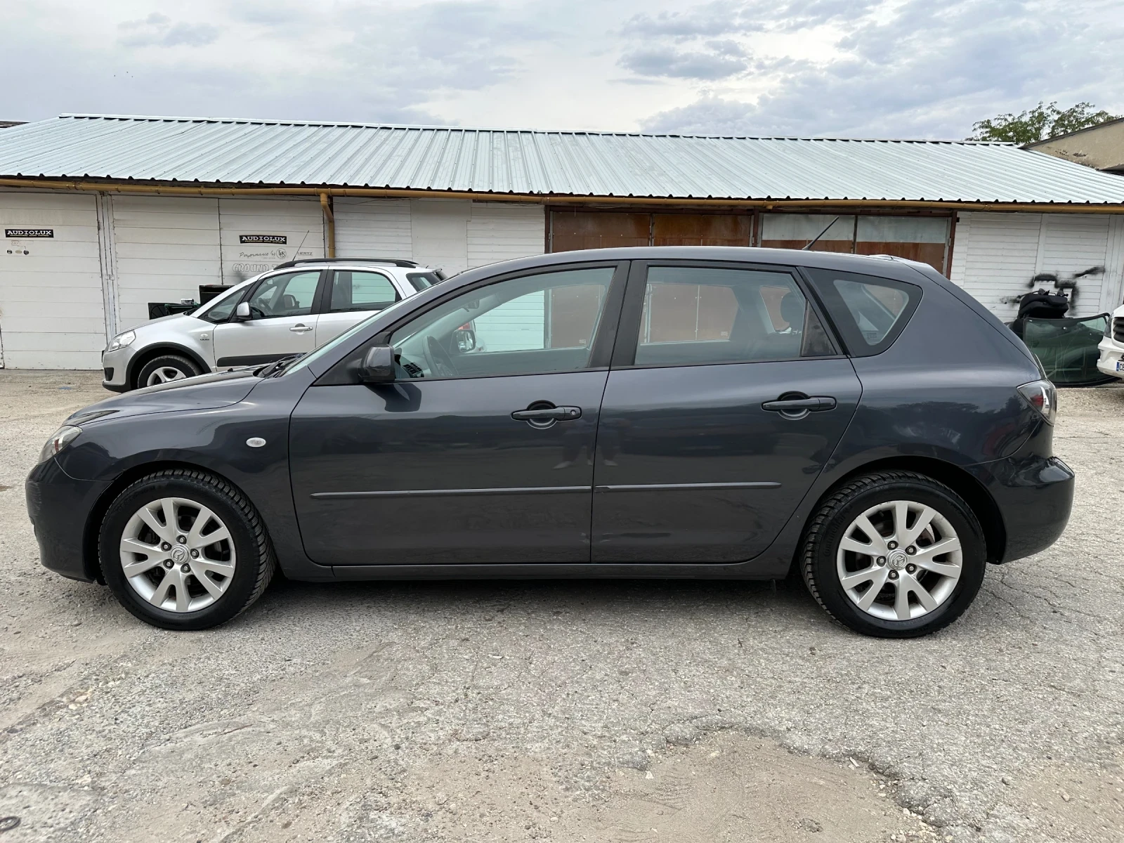 Mazda 3 1.6D 109 коня / Климатроник - изображение 8