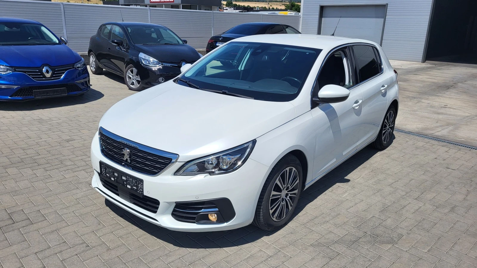 Peugeot 308 1.5HDI-130 NAVI* KTEO* EURO6D* KEYLESS* WHITE PEAR | Mobile.bg   1
