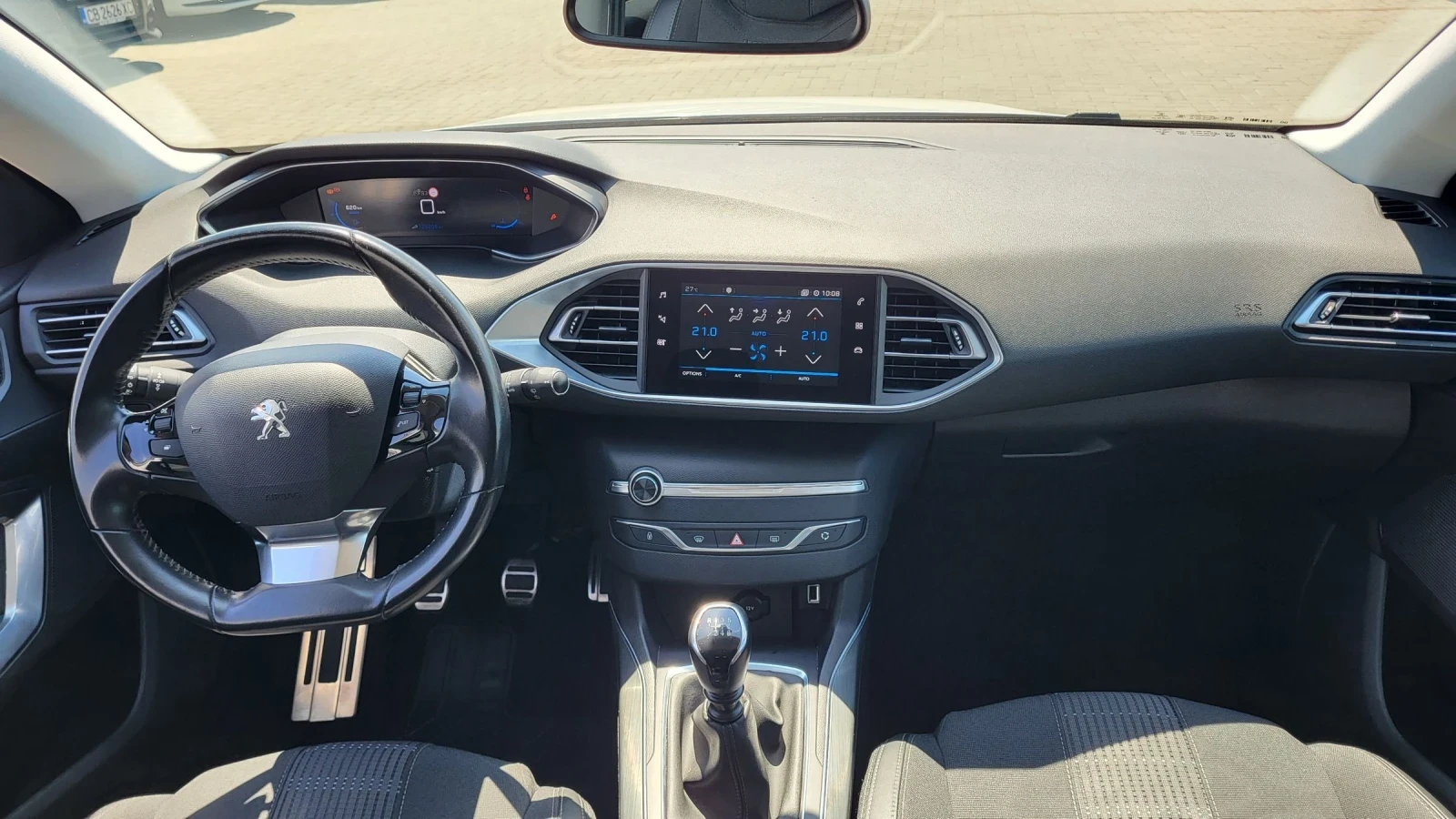Peugeot 308 1.5HDI-130 NAVI* KTEO* EURO6D* KEYLESS* WHITE PEAR - изображение 8