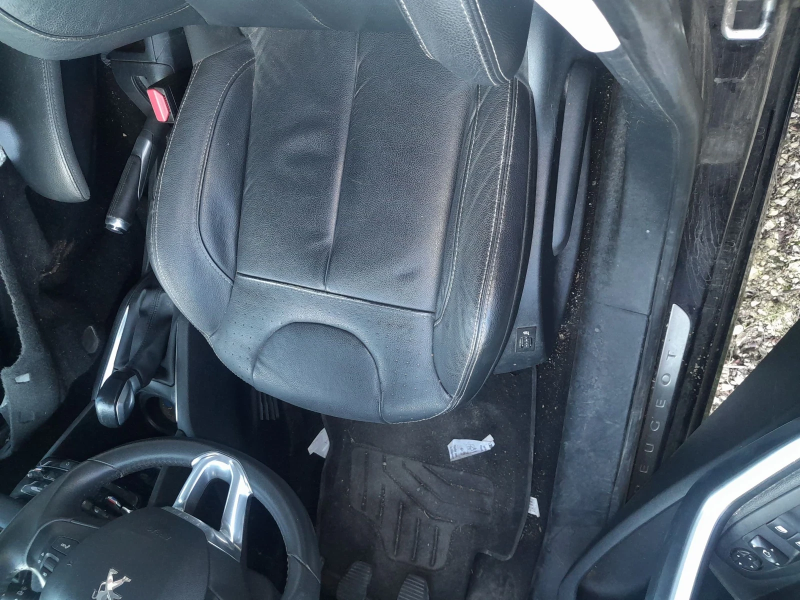 Peugeot 208 1.6 HDI GT LINE - изображение 8