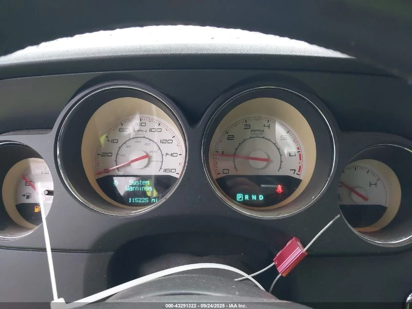 Dodge Challenger 2014 DODGE CHALLENGER RT PLUS - изображение 10