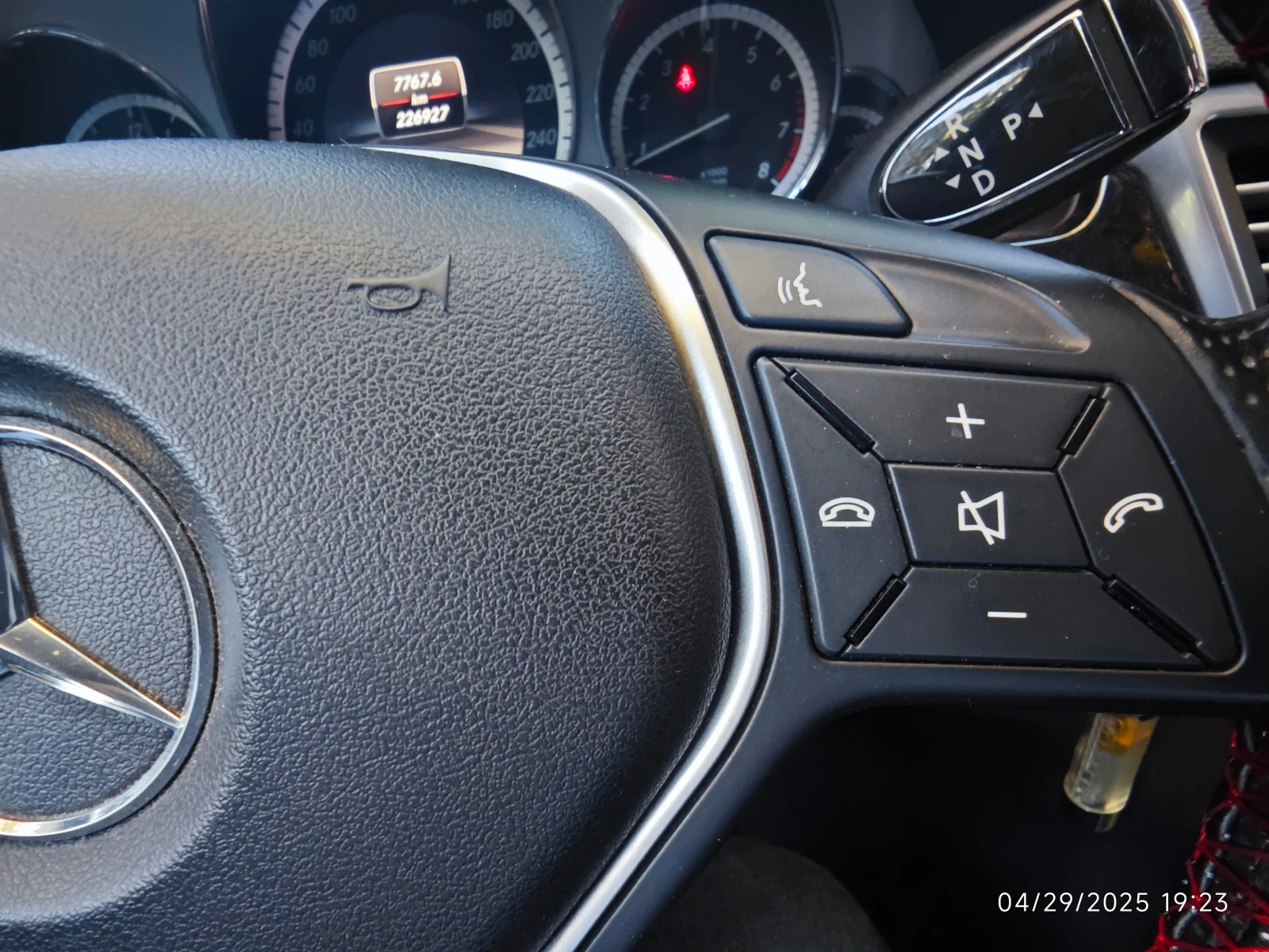 Mercedes-Benz E 200 7G, АГУ - изображение 9