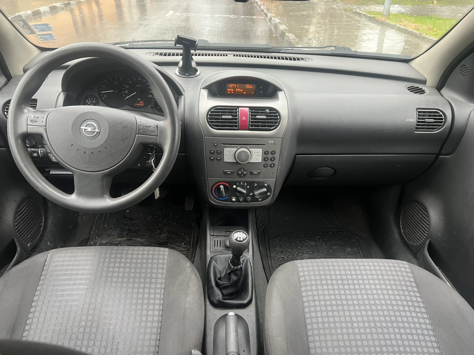 Opel Corsa  - изображение 4