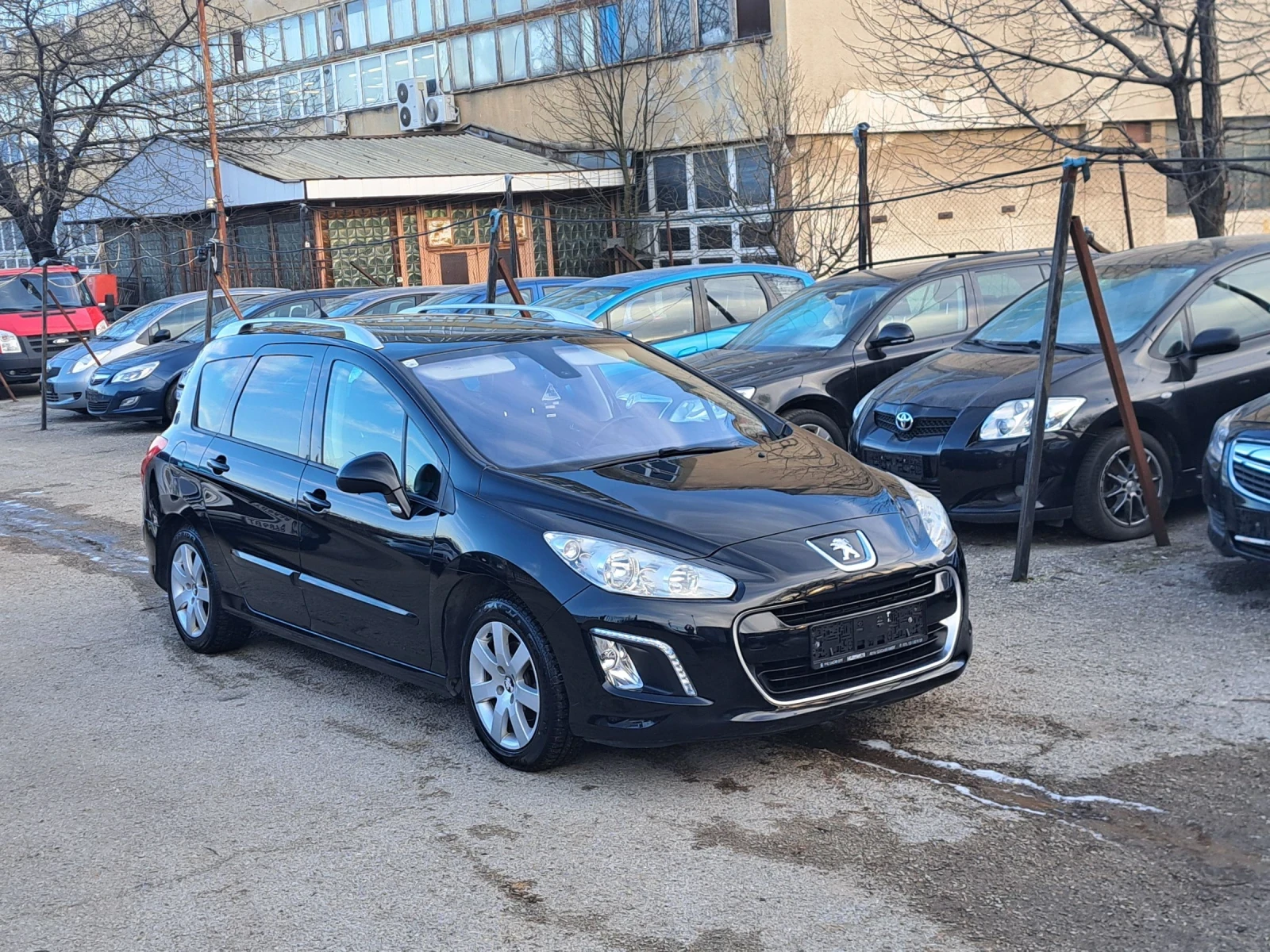 Peugeot 308 SW 1, 6 hdi 115kc FaceLift  - изображение 2