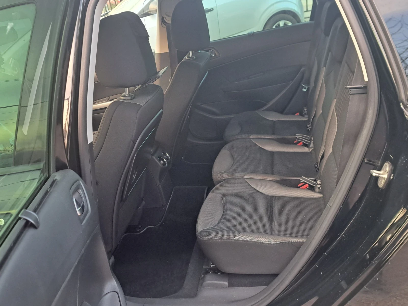 Peugeot 308 SW 1, 6 hdi 115kc FaceLift  | Mobile.bg � ����������� 11